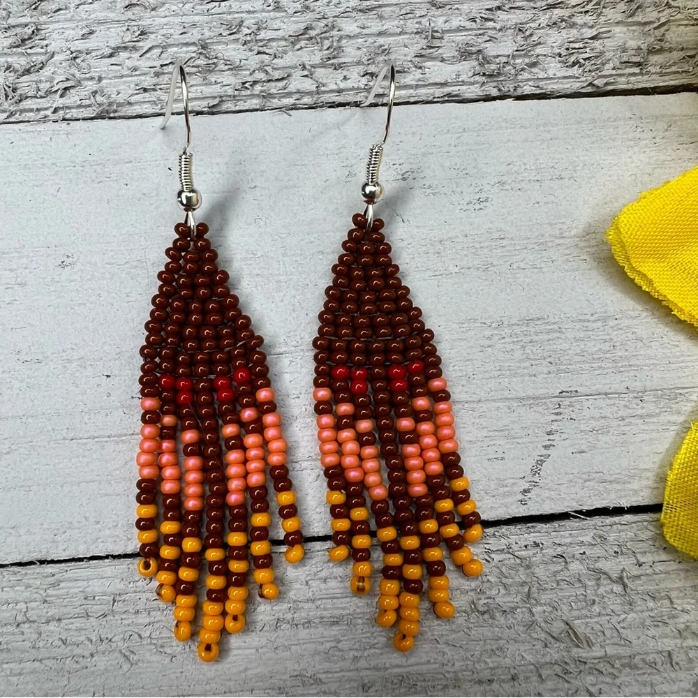 Mini Lightweight Seed Beaded Dangle Earrings 2.25 Inches Handmade Jewelry‎